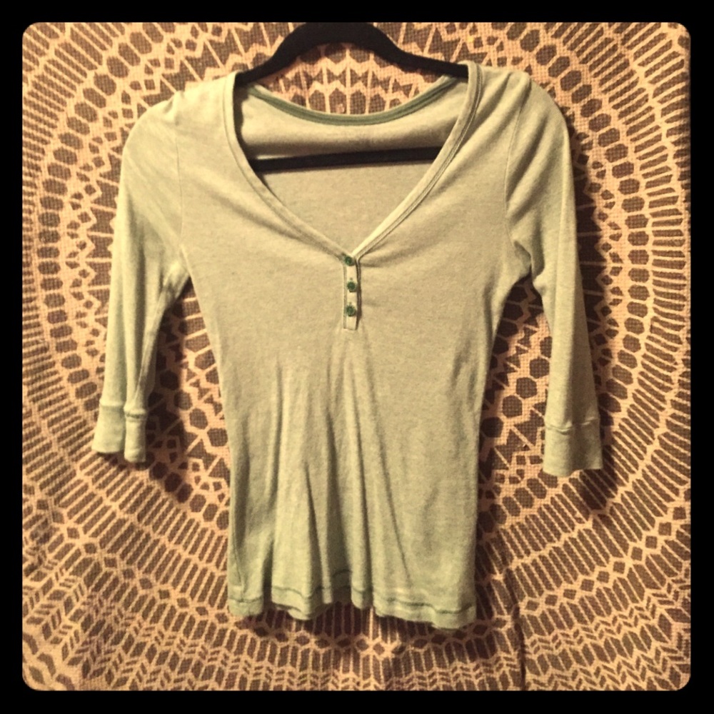 3/4 length horizontal pinstripe old navy top