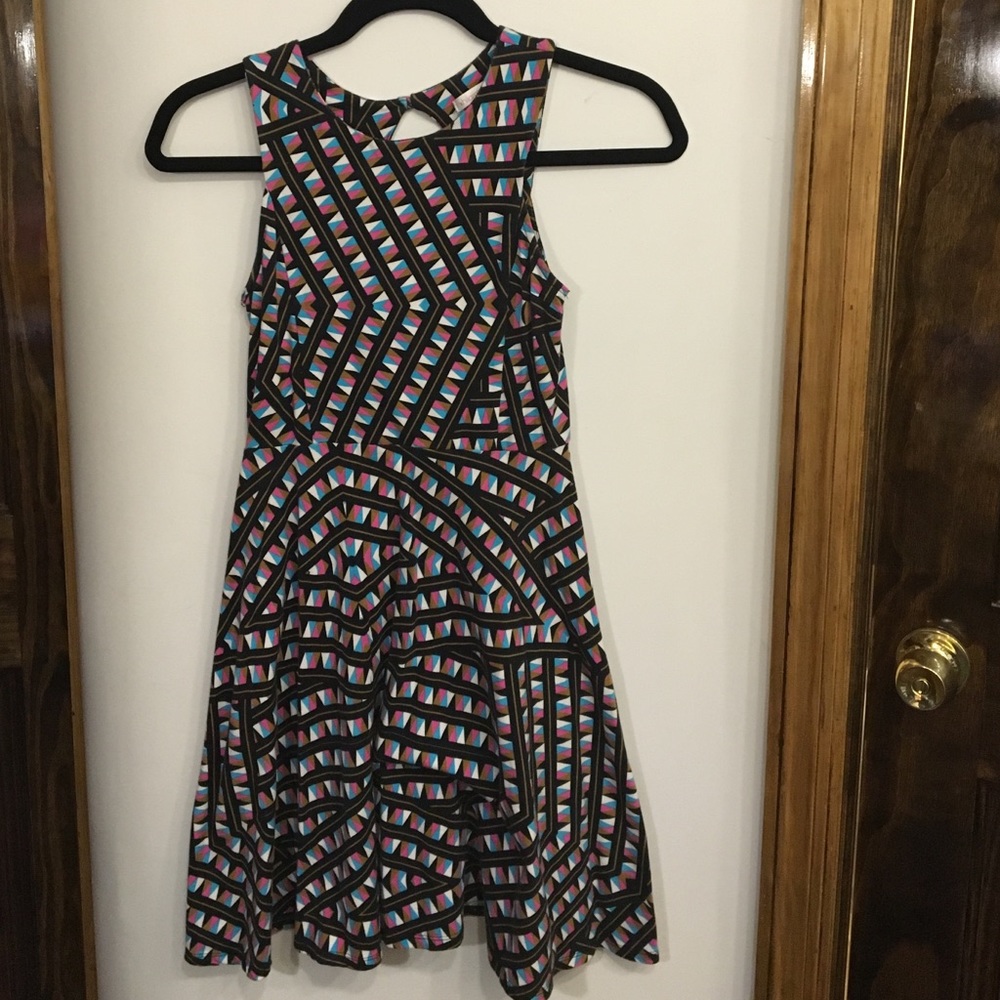 A line print dress