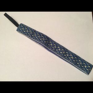 NEVER WORN Sweaty Band headband