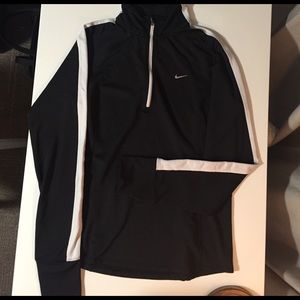 NIKE DRI-FIT PULLOVER