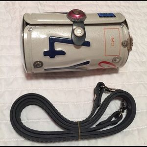 Little earth license plate purse California ☀️