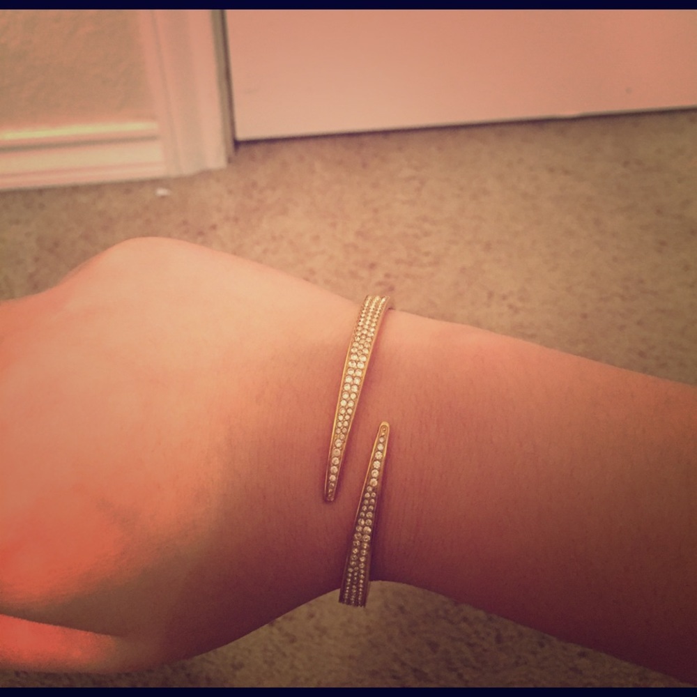 michael kors gold wristlet