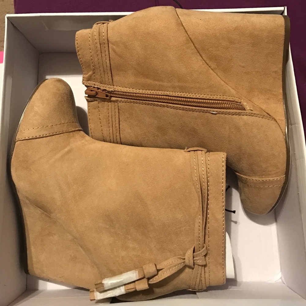 Forever 21 wedge booties