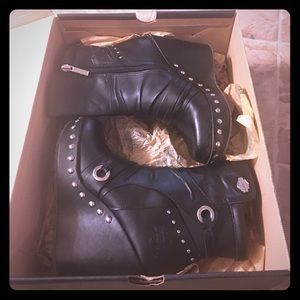 Kendra Harley boots