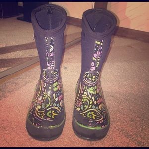 Bogs girls boots