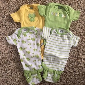 SS onesie set