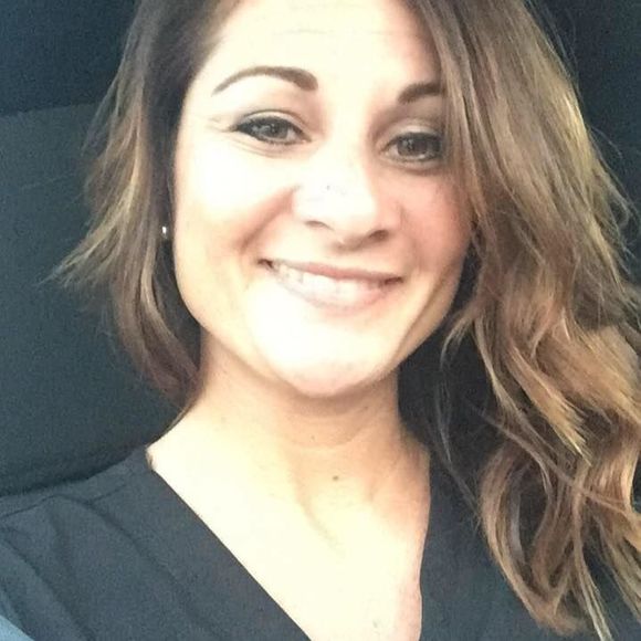 Meet your Posher, Tonya - Picture 1 of 1