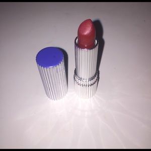 Esteé Lauder Mattified Lipstick