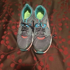 Avia women's active shoes