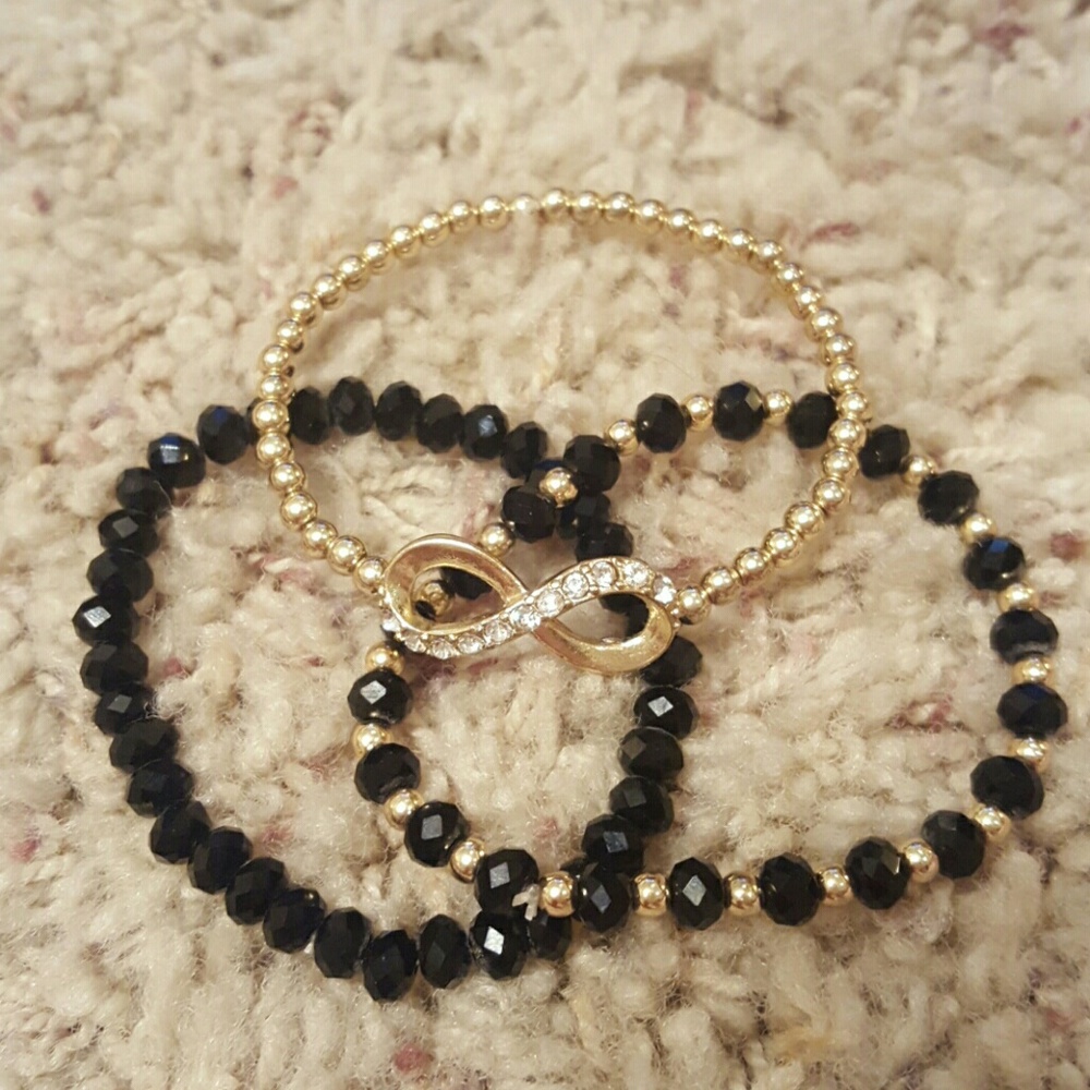 Bracelet set of 3 stretchy bead bracelets