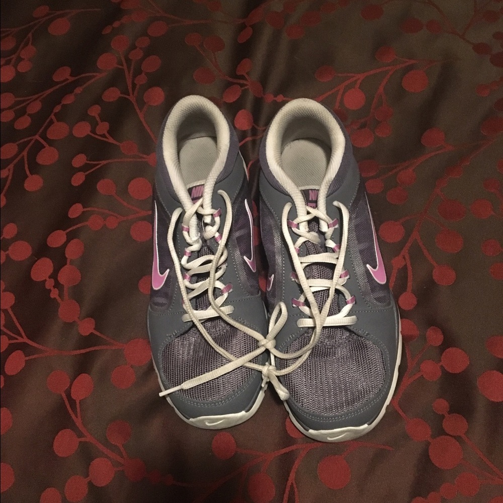 Women's nikes