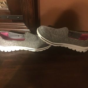 Women's memory foam sketchers