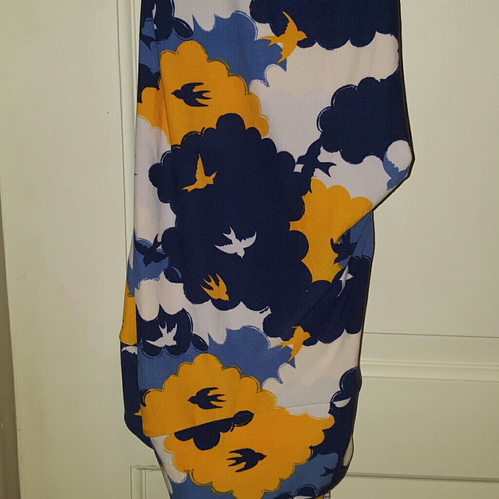 Lularoe Birds in Clouds TC leggings