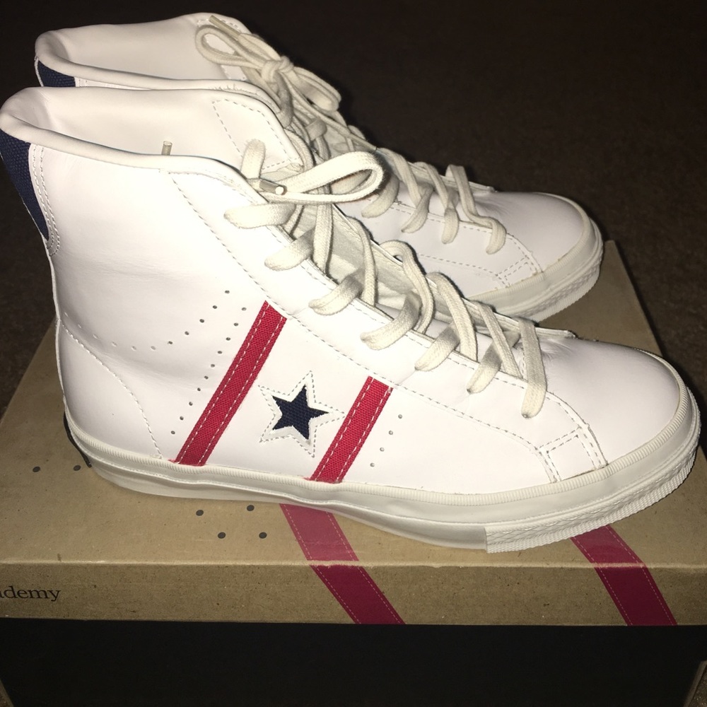 BRAND NEW NEVER WORN!! OS Academy Hi Converse