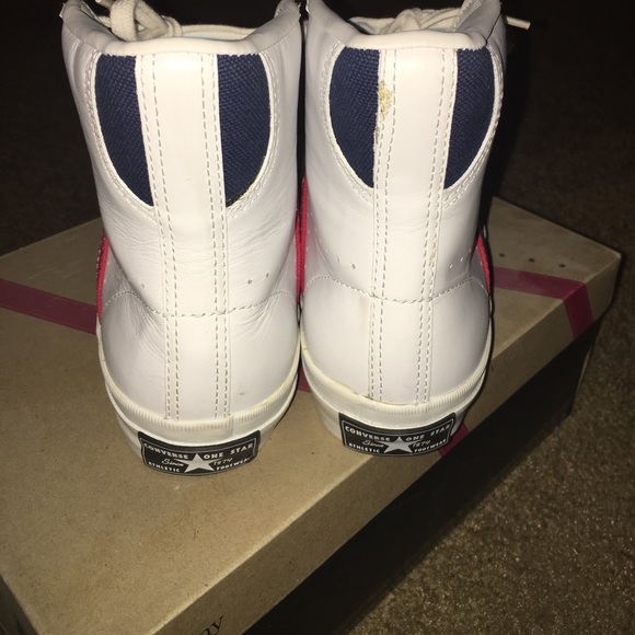 BRAND NEW NEVER WORN!! OS Academy Hi Converse - Picture 3 of 4