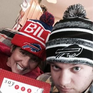 Meet your Posher, Casey