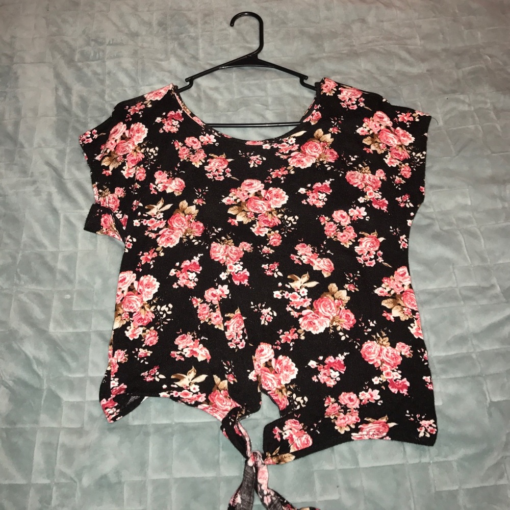 Floral shirt with cut outs in back