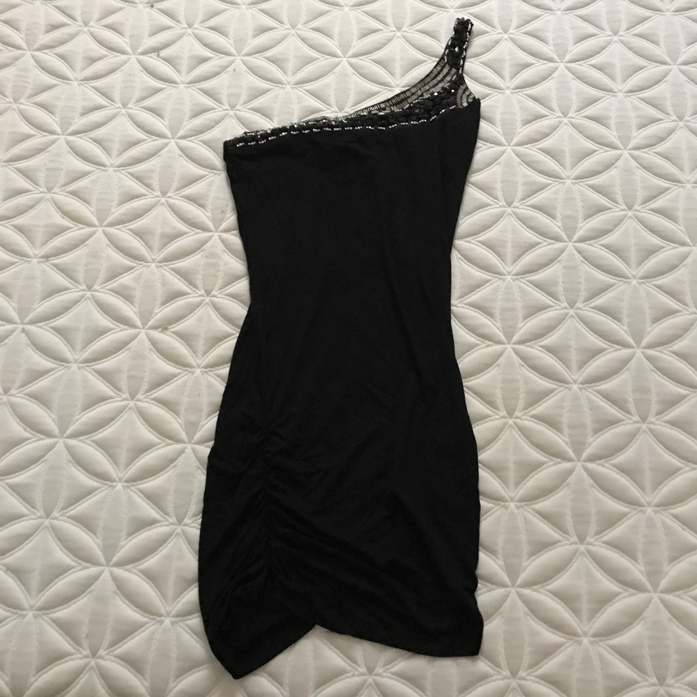 Romeo and Juliet Couture black dress