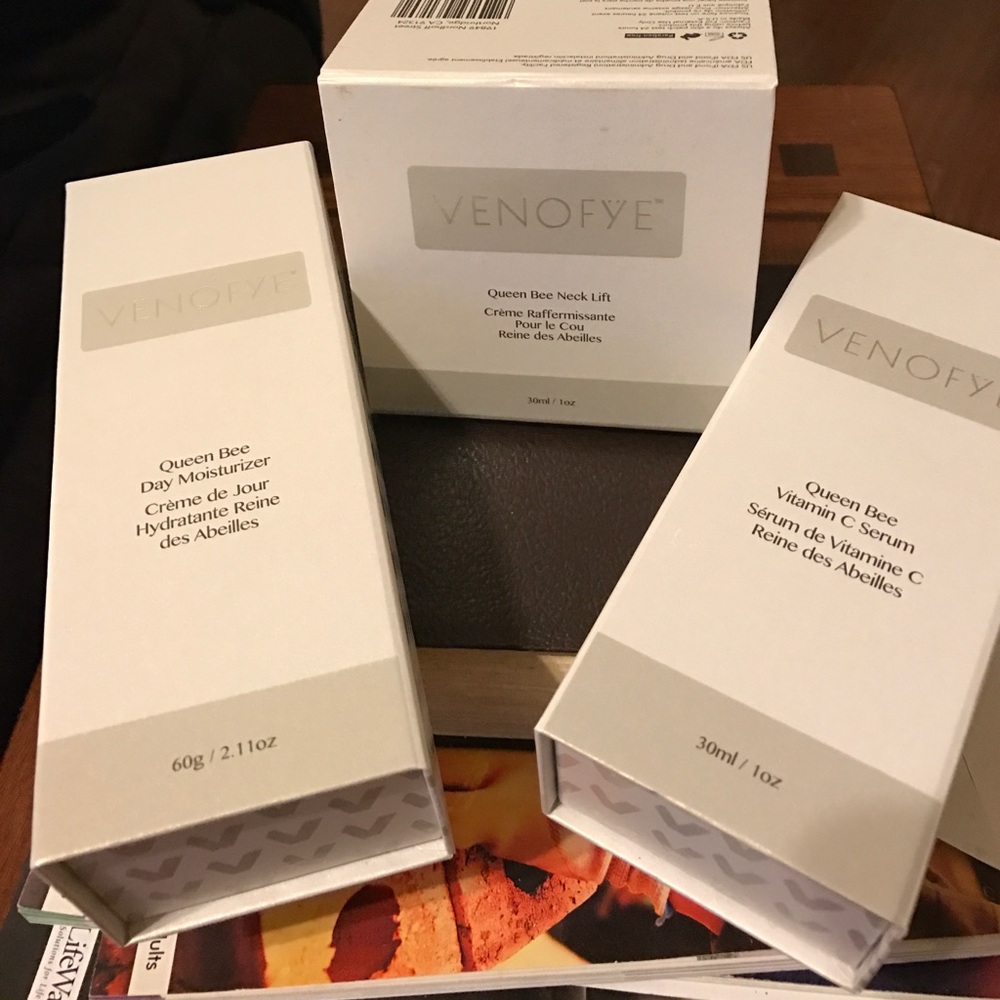 Venofye Queen Bee Set of Anti-Aging Skincare
