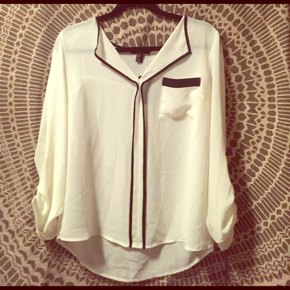 Long sleeve white/black sheer blouse
