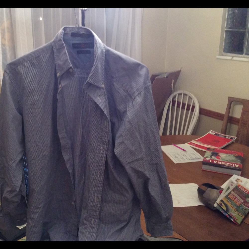 Tommy Hilfiger men's dress shirt