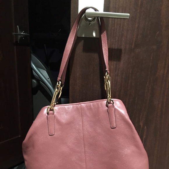 Rose over the shoulder Coach bag - Picture 2 of 4