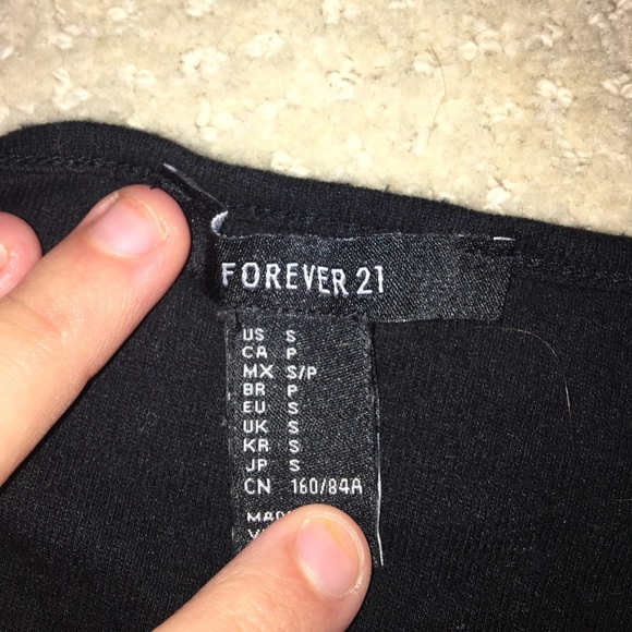 Crop top - Picture 2 of 2