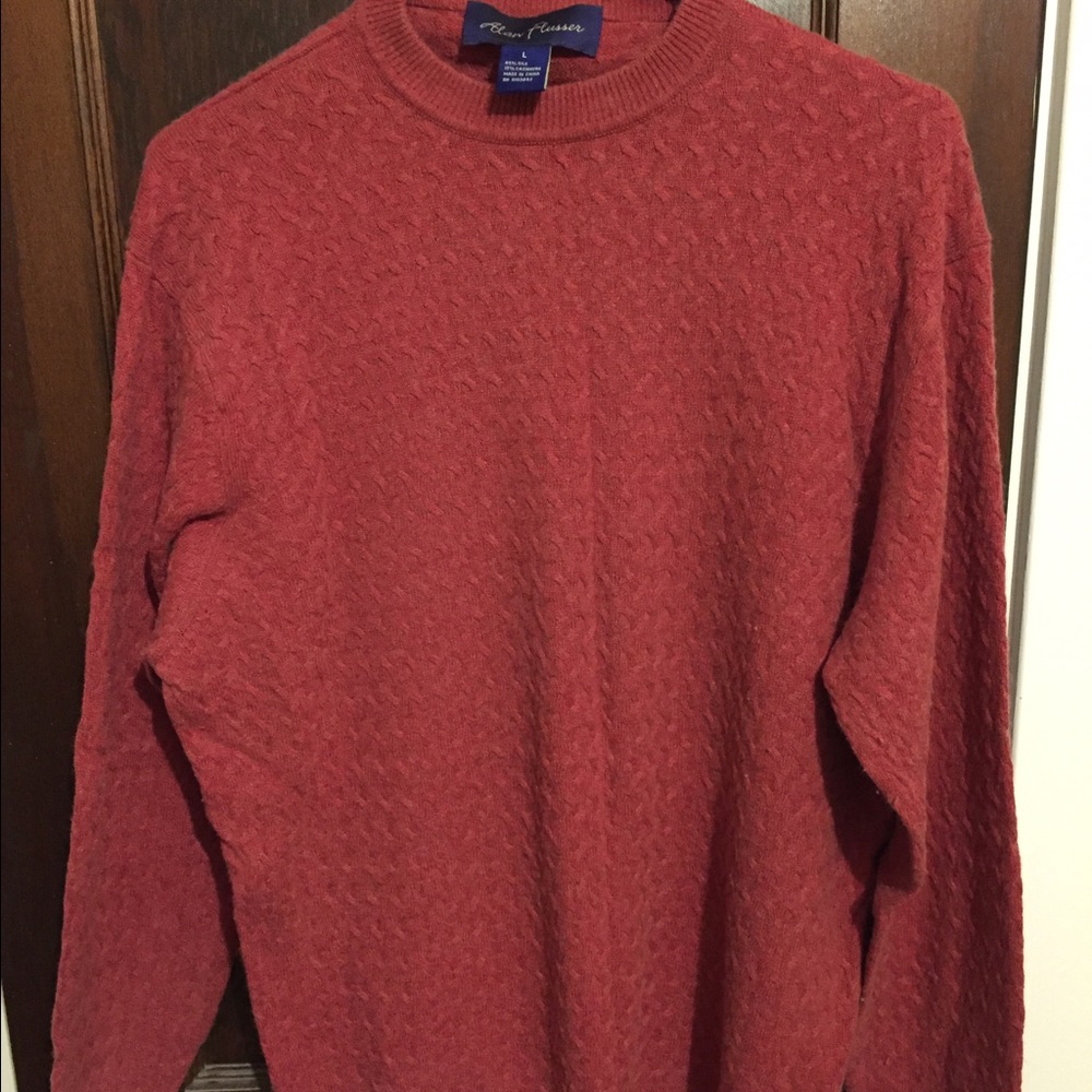 Soft sweater!