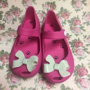 Fuchsia Peep Toe Jellies