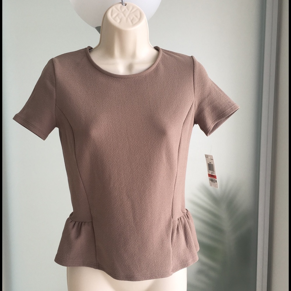 ❌SOLD❌ Bar III Peplum Top - Picture 4 of 5