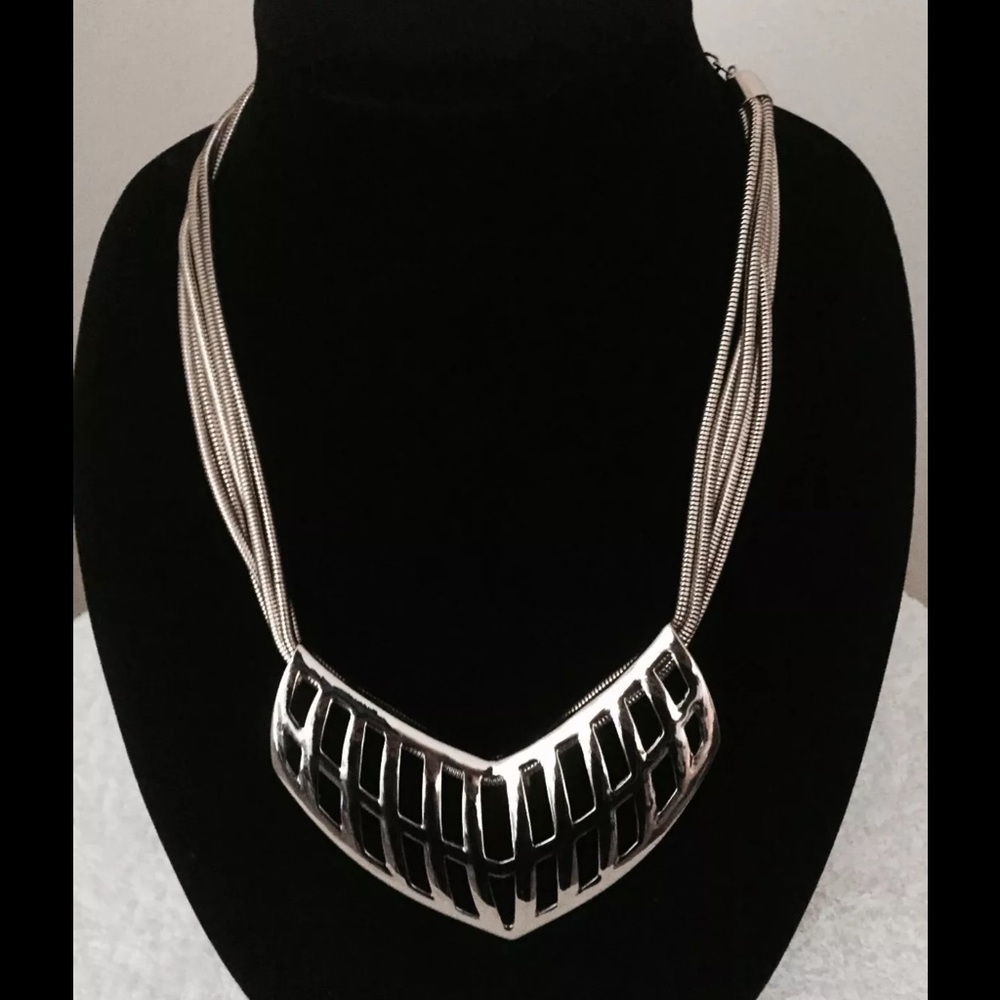 ( CACHE) Gold Tone Open Work Necklace