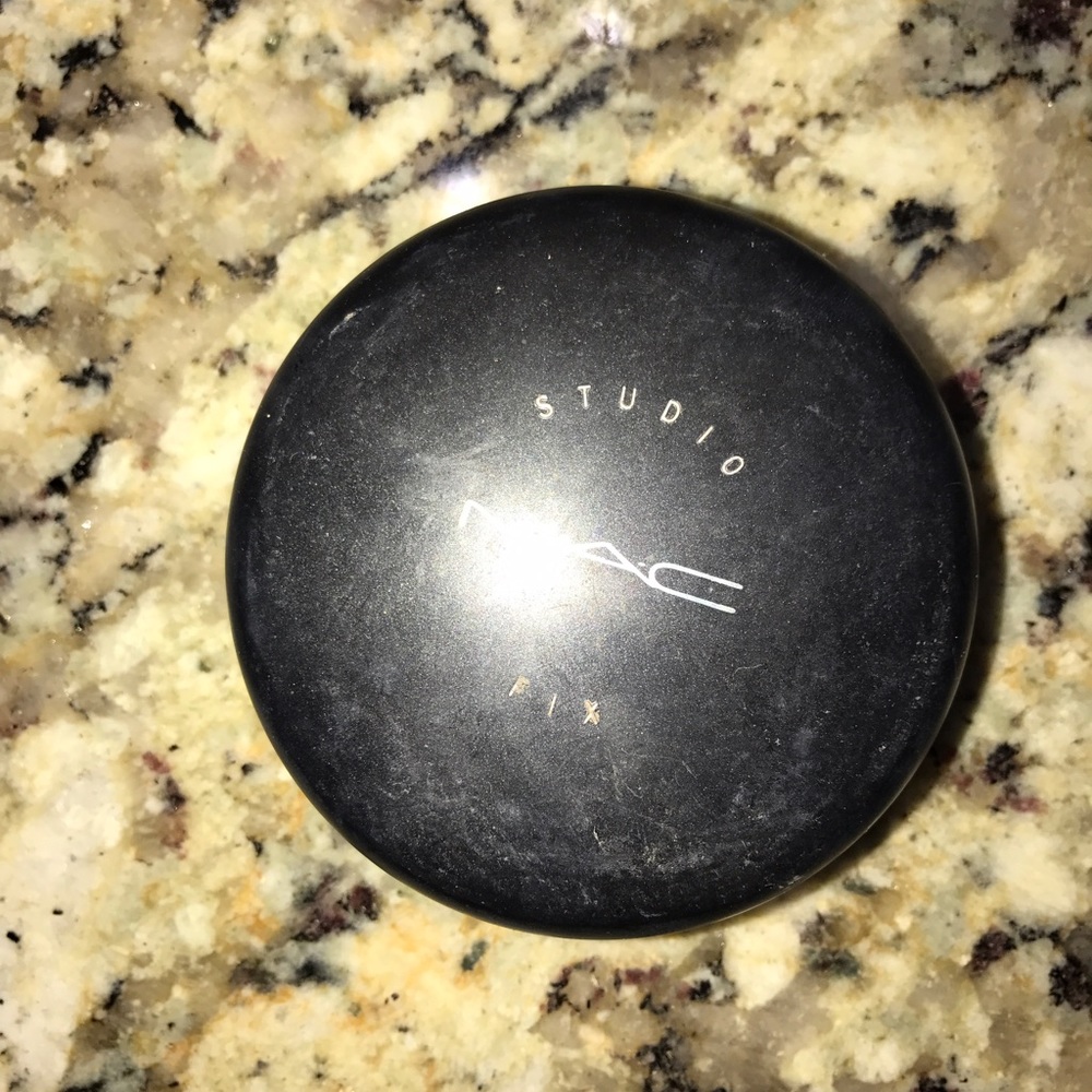 Mac powder
