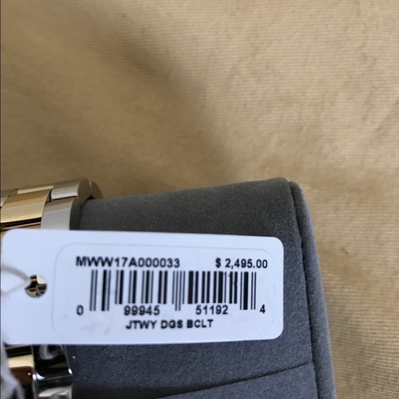 $2500 NWT Michele Jetway MOP watch MWW17A000033