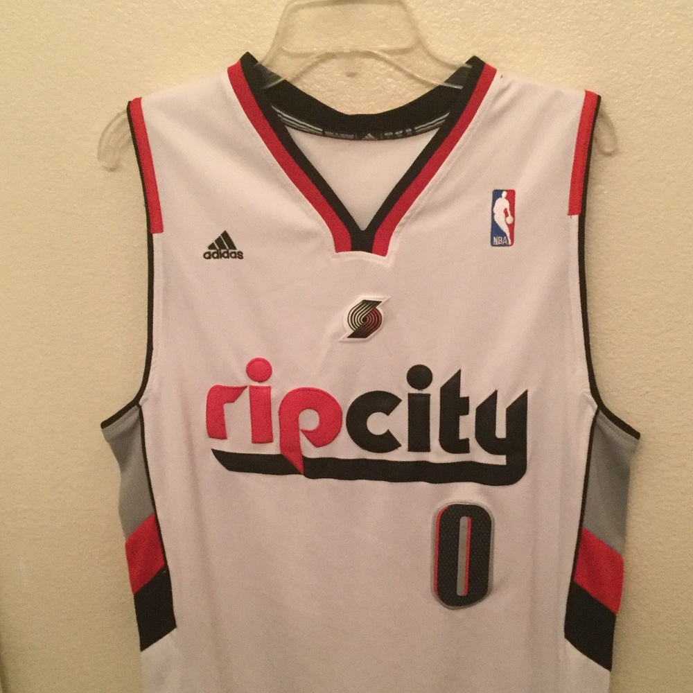 Portland Trailblazers Adidas Damien Lillard Jersey