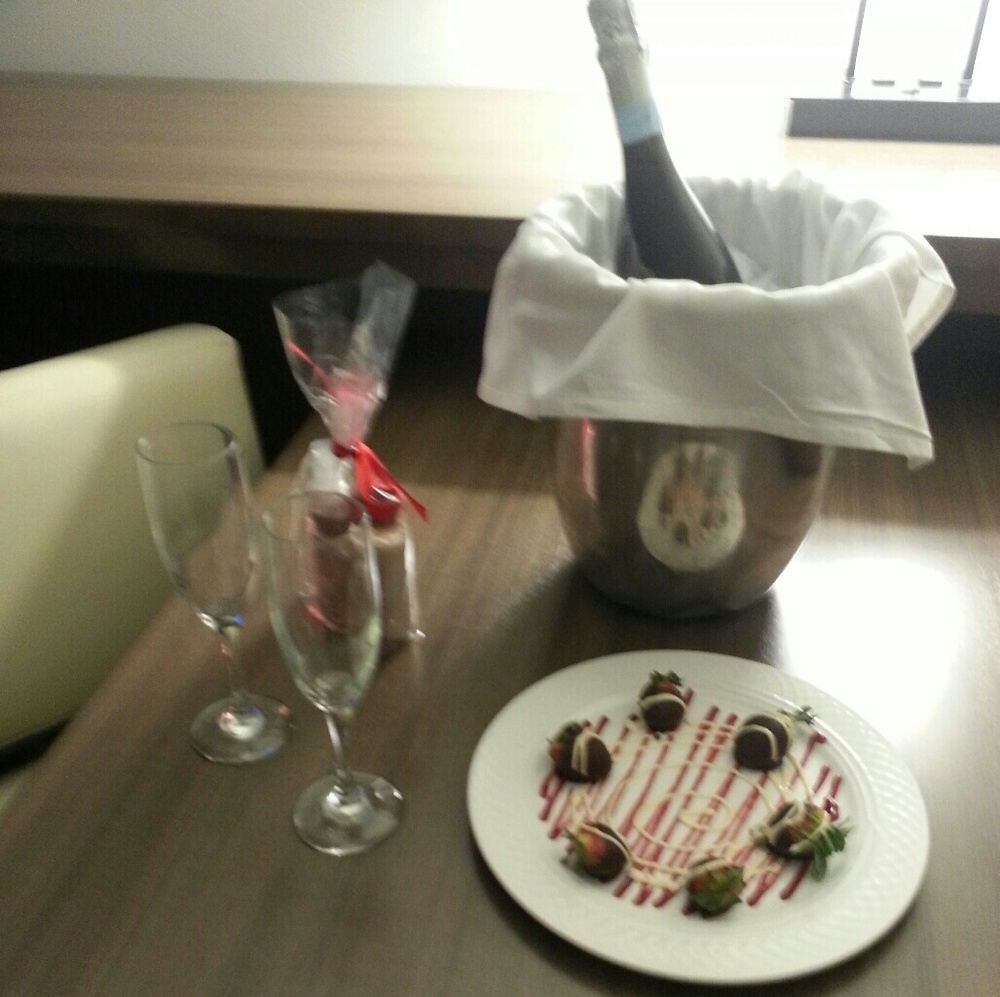 Meet your Posher, Veronica