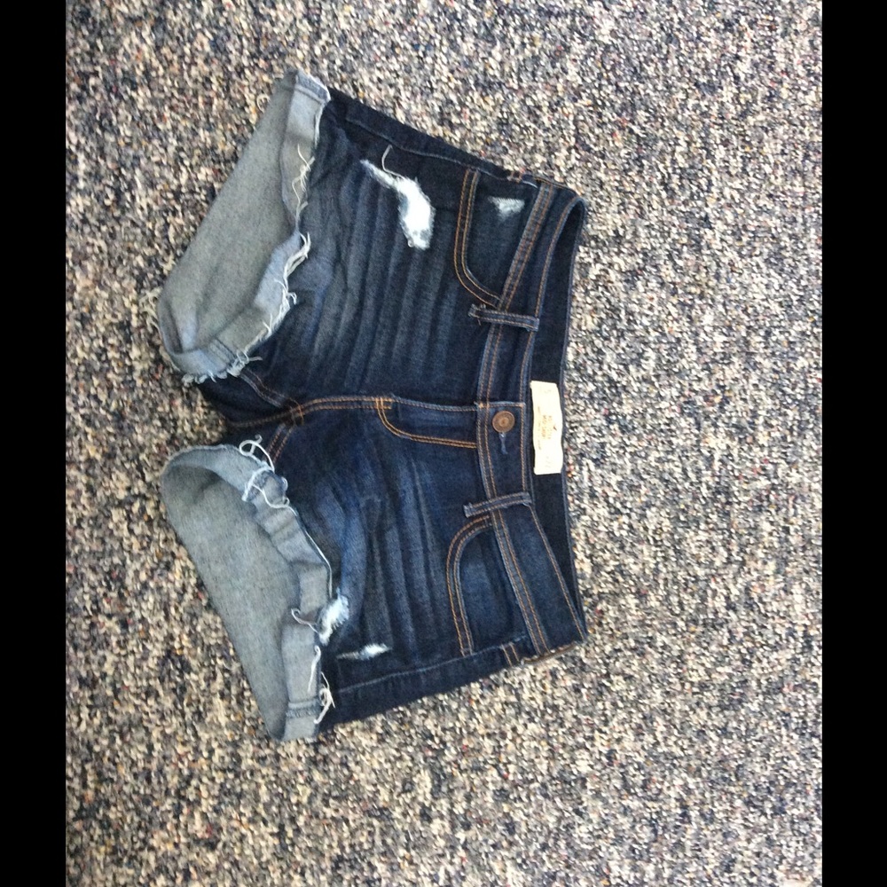 hollister midi shorts size 5