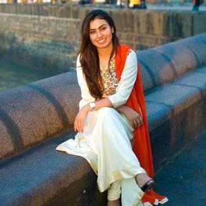 Meet your Posher, Nisha