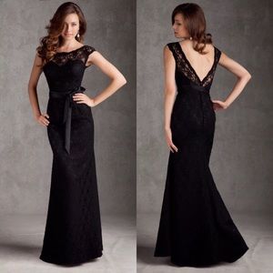REDUCED MORILEE Black Lace Formal Dress - Size 0/2