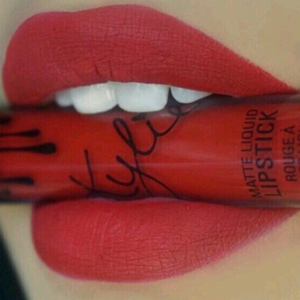 New Kylie lip kit Mary Jo K Matte gloss liner duo - Picture 6 of 8