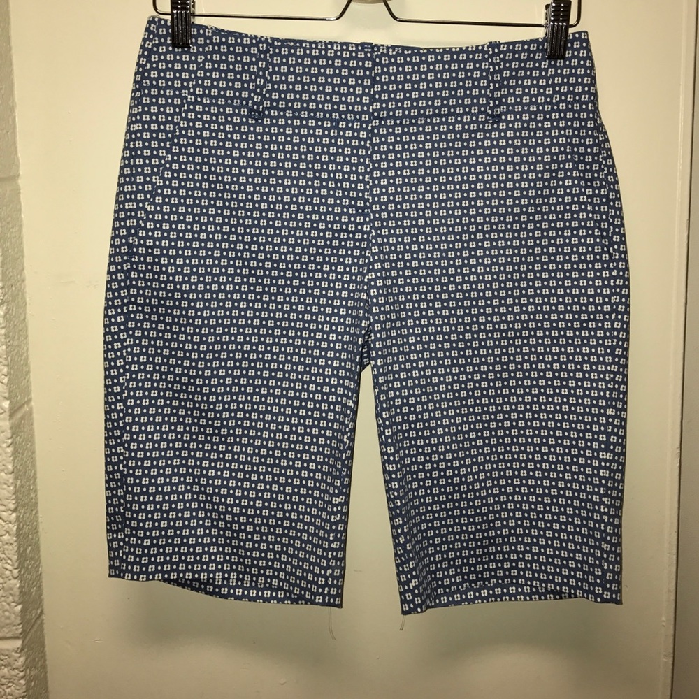Ann Taylor modern fit boardwalk short