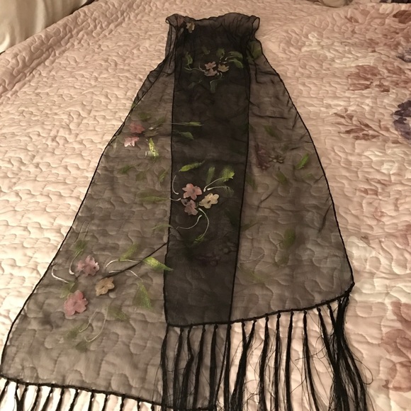 artisan hand painted black & pink scarf - Picture 3 of 4