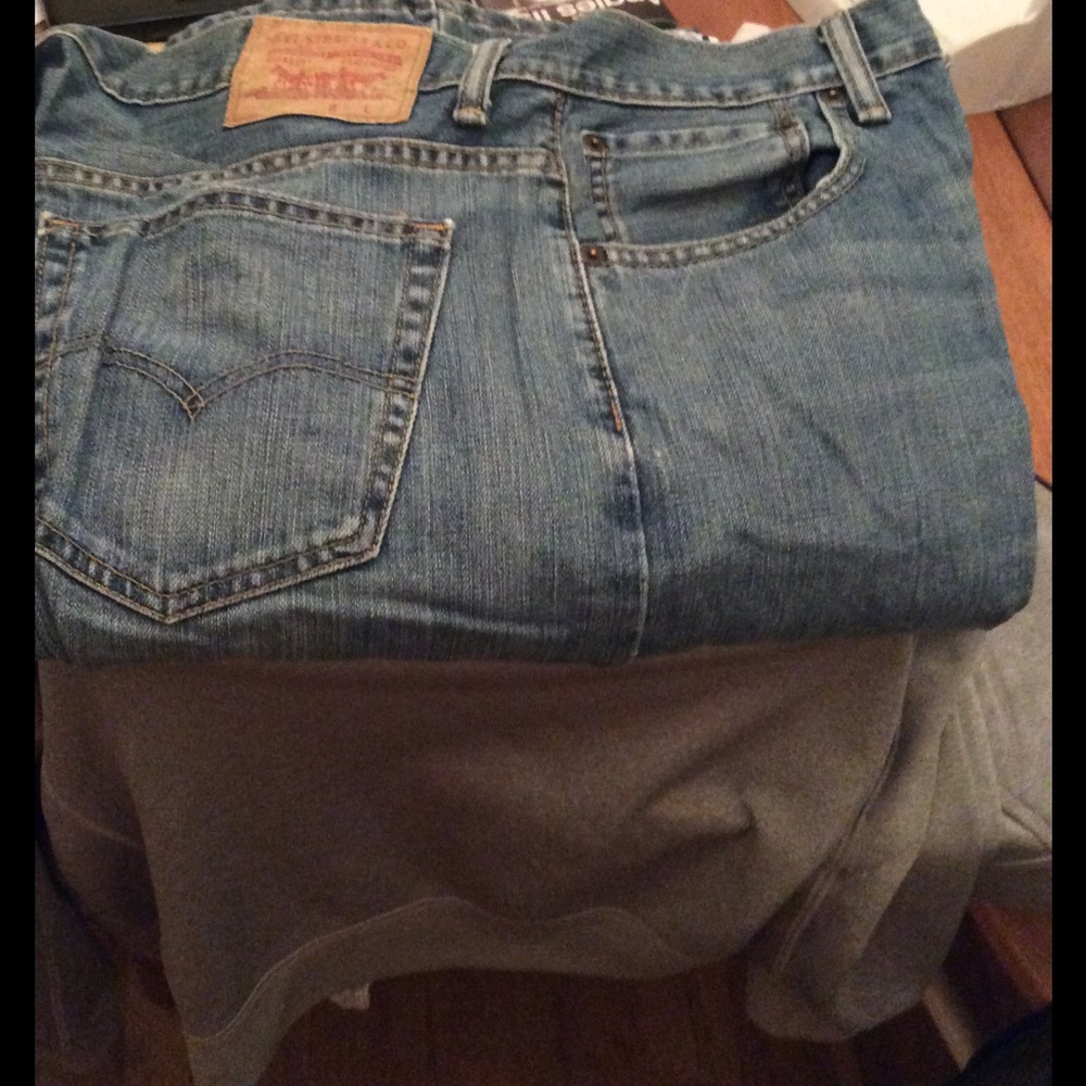 Levi's jean size 36