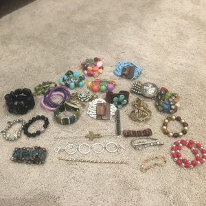 Lot of 28 bracelets!!