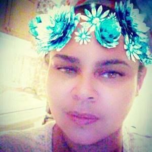 Meet your Posher, Beverly