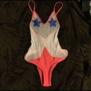 Minimale animale mesh star one piece