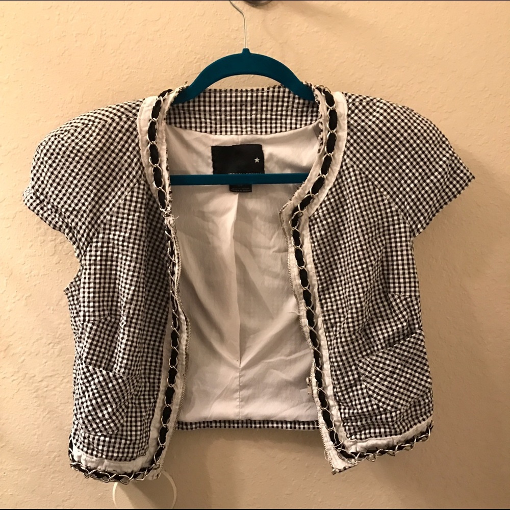 Short jacket - Picture 2 of 3