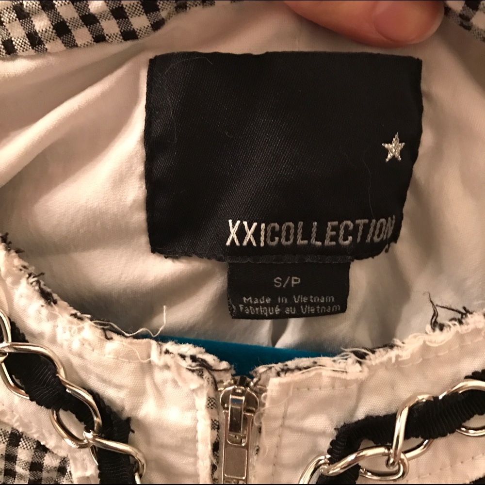 Short jacket - Picture 3 of 3