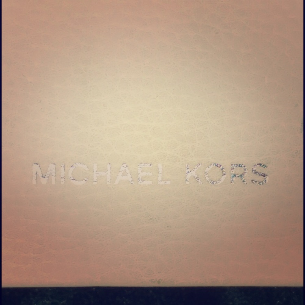 Michael Kors sunglasses case