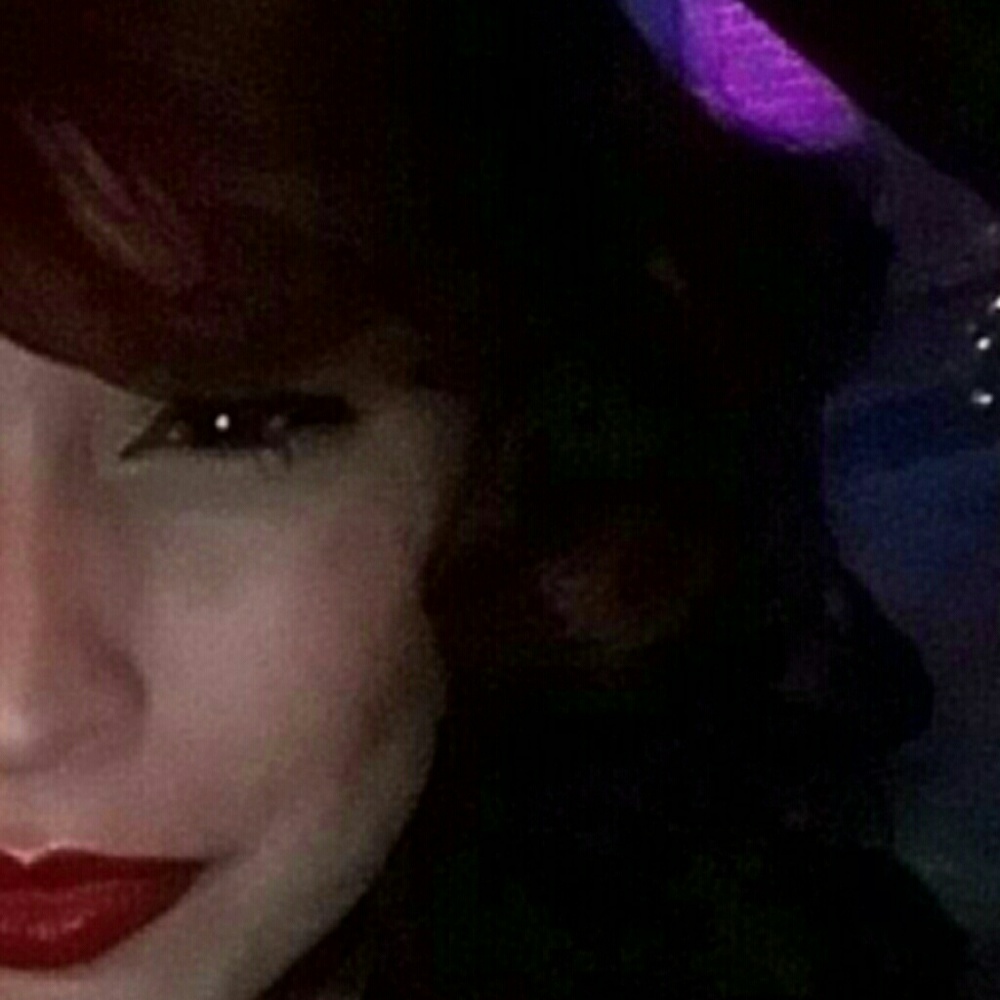 Meet your Posher, Blanca