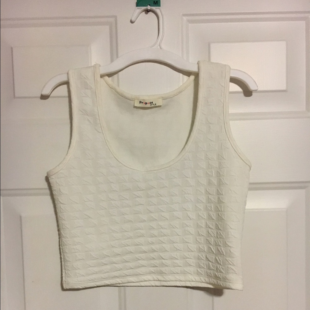 Crop top